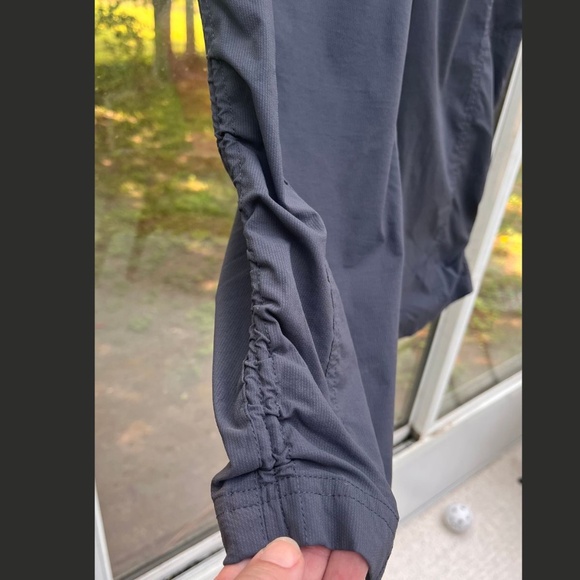 Title Nine Recycled Clamber 2.0 Hiking Capris in Indigo Blue Women's Size 12 - Picture 3 of 11